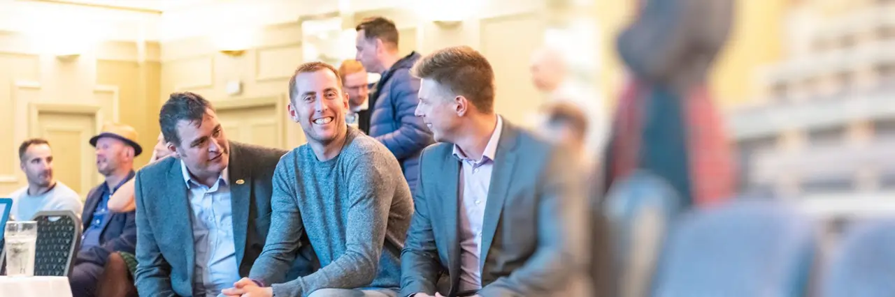 BIGIdea 🇬🇧 testimonial background